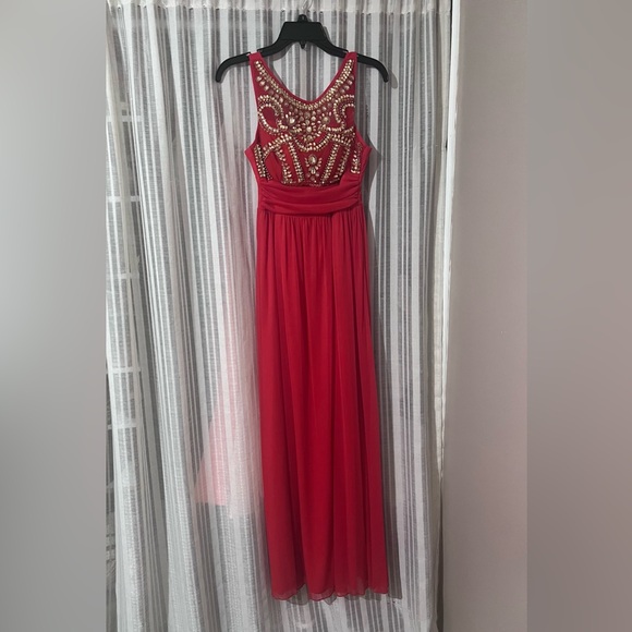 Red Jeweled Evening Gown size 4 , worn once - Picture 1 of 2